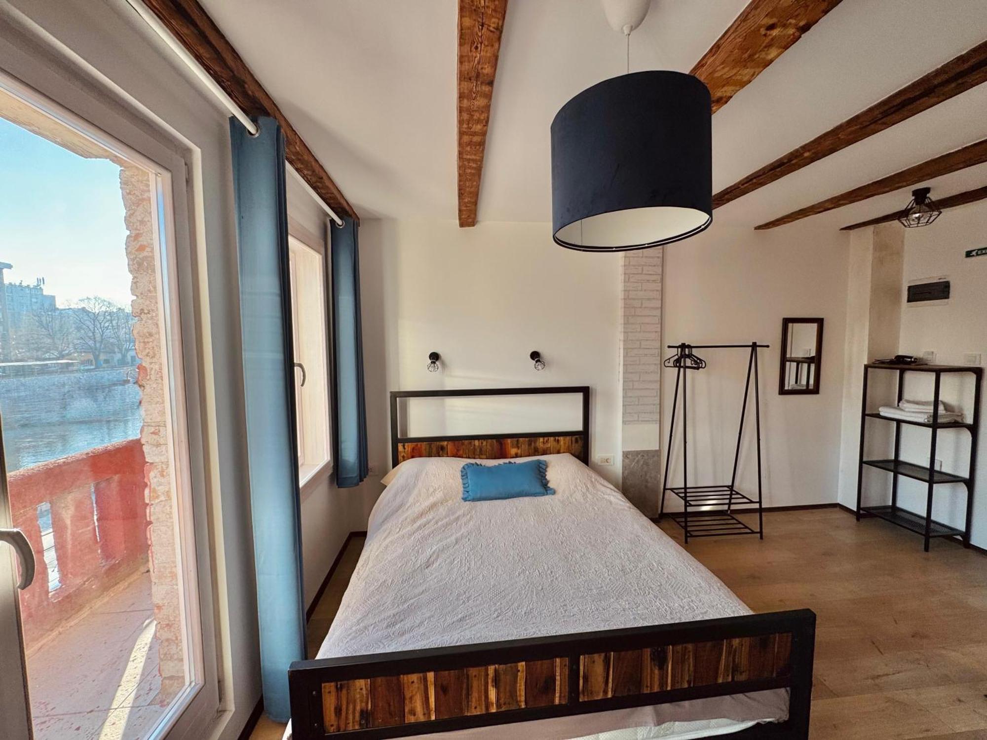 Apartment By The River Ni Exterior foto