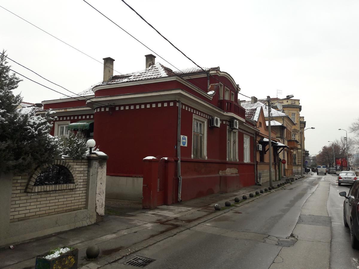 Apartment By The River Ni Exterior foto